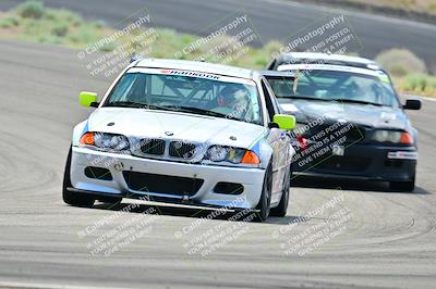 media/May-04-2025-Lucky Dog Racing (Sun) [[21629467aa]]/Turn 4 (10-1045am)/Front/
